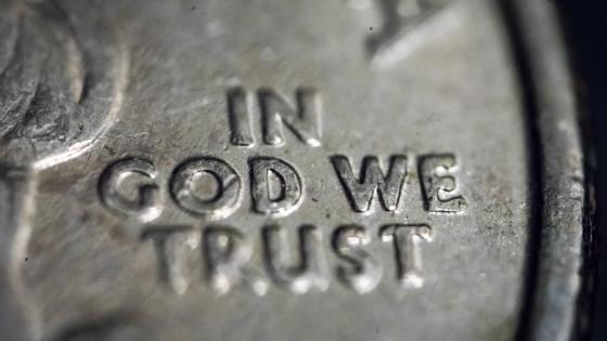 "In god we trust" on US quarter coin