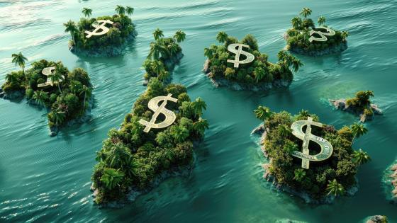  tropical islands shaped like dollar signs in a clear blue ocean